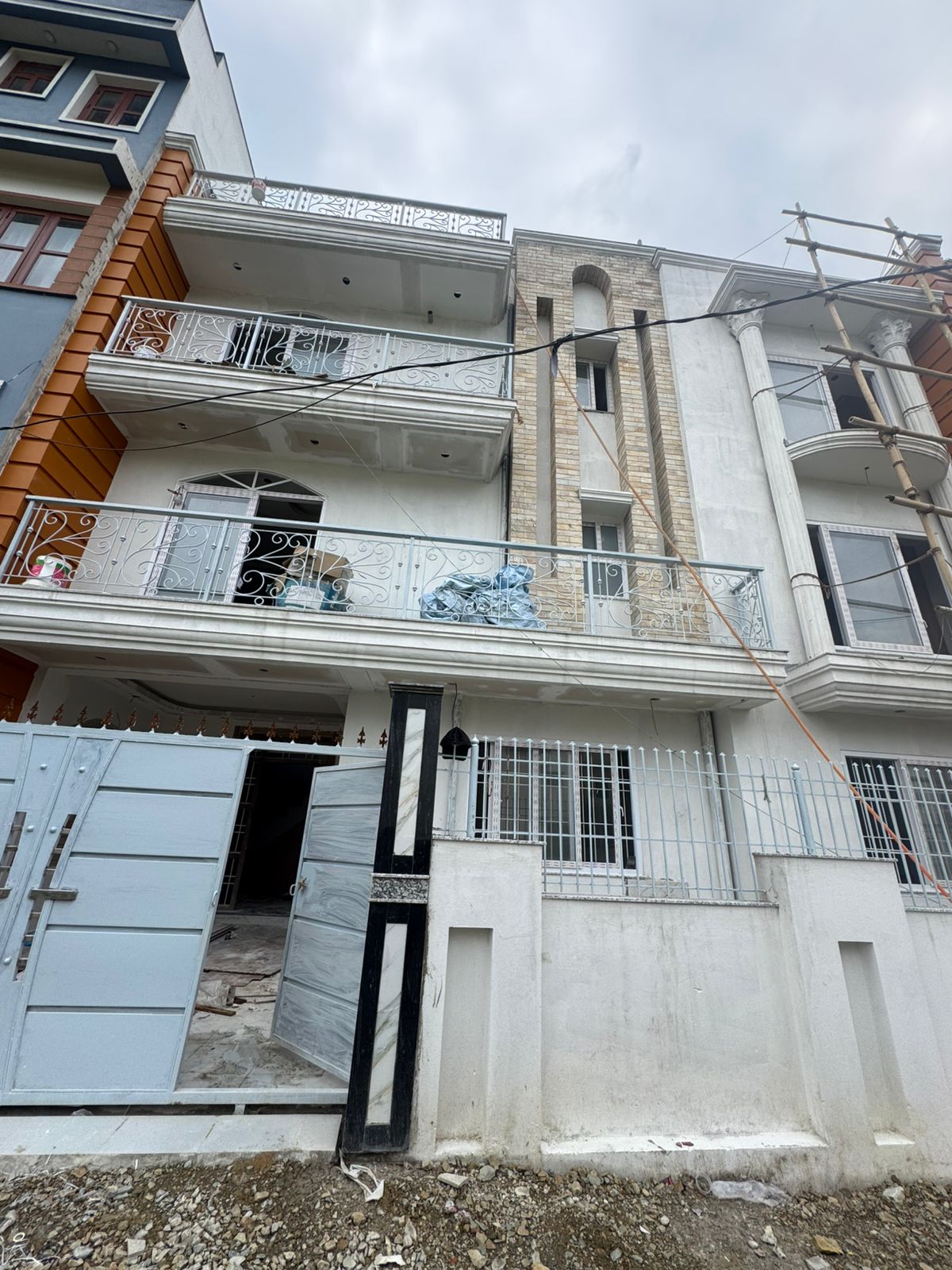 property-image